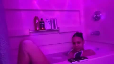 Snapshot of littlecutiechloe chatting on January 14, 2026, 11:42 pm LittleCutieChloe online show from January 14, 2026, 11:42 pm