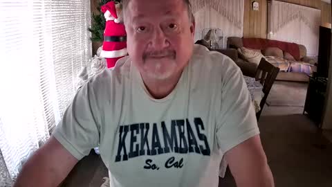 Snapshot of littled83057 chatting on December 26, 2024, 7:05 pm Littled83057 online show from December 26, 2024, 7:05 pm