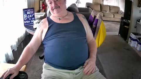 Snapshot of littled83057 chatting on September 20, 2025, 5:03 pm Littled83057 online show from September 20, 2025, 5:03 pm