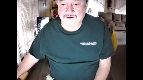 Snapshot of littled83057 chatting on October 6, 2025, 3:53 pm Littled83057 online show from October 6, 2025, 3:53 pm