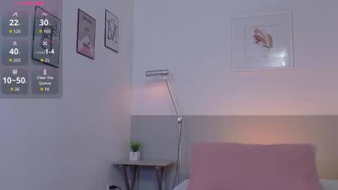Snapshot of littlee_emilyy_ chatting on June 20, 2026, 6:11 pm Emily online show from June 20, 2026, 6:11 pm
