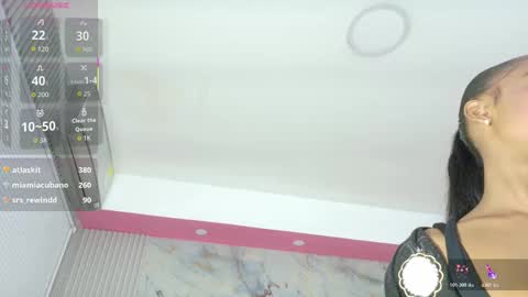 Snapshot of littleebonymommy chatting on November 11, 2025, 2:55 am Tania online show from November 11, 2025, 2:55 am