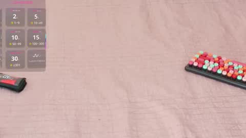 Snapshot of littleebonymommy chatting on November 14, 2025, 8:40 pm Tania online show from November 14, 2025, 8:40 pm