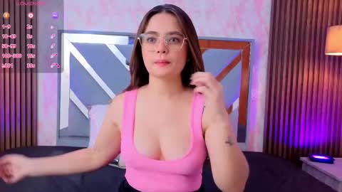 Snapshot of littleesara18 chatting on February 28, 2026, 11:00 am Sara online show from February 28, 2026, 11:00 am