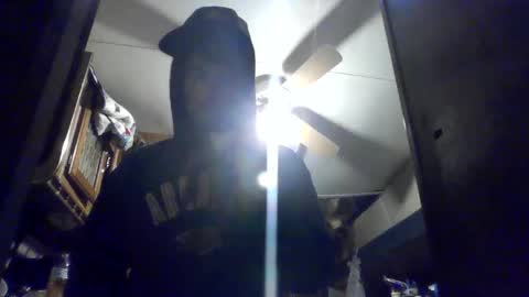 Snapshot of littlegrey376 chatting on February 23, 2026, 12:35 pm littlegrey376 online show from February 23, 2026, 12:35 pm