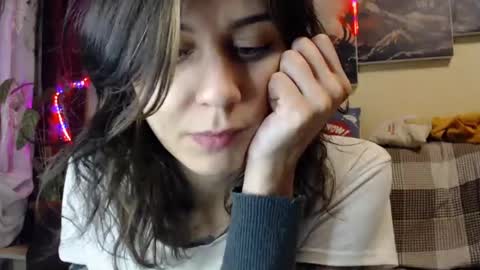 Snapshot of littlehappines chatting on February 10, 2025, 8:31 pm littlehappines online show from February 10, 2025, 8:31 pm