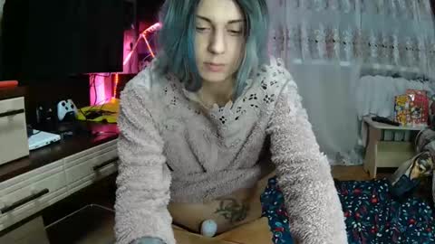 Snapshot of littlehappines chatting on January 10, 2026, 5:37 pm littlehappines online show from January 10, 2026, 5:37 pm