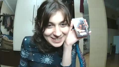 Snapshot of littlehappines chatting on February 20, 2026, 9:15 pm littlehappines online show from February 20, 2026, 9:15 pm