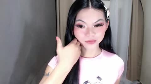 littlelace_ online show from May 21, 2026, 12:17 am