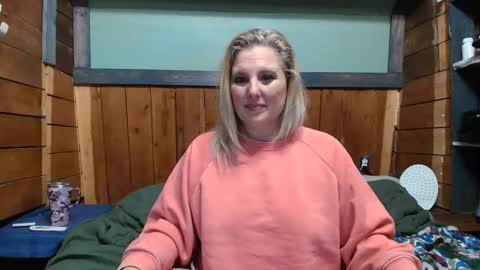 lisanixs online show from January 16, 2026, 5:33 am