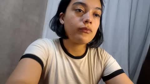 Melia online show from September 17, 2025, 4:03 am