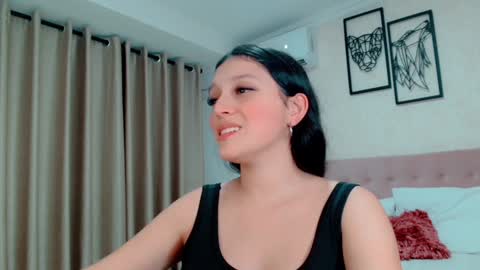 Sarahs Room online show from December 31, 2024, 4:35 pm