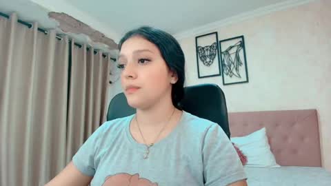 Sarahs Room online show from April 14, 2026, 12:27 am