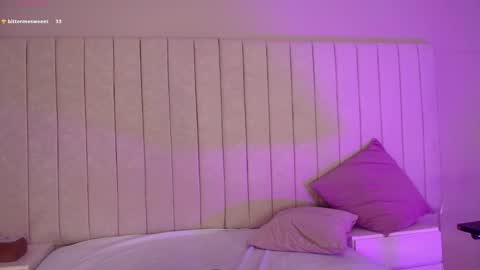 Snapshot of littleoliviia_ chatting on October 10, 2025, 2:38 pm im olivia IG littleolivia01 online show from October 10, 2025, 2:38 pm