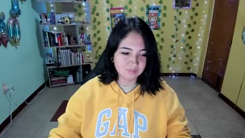 Mia  Wednesday to Sunday 730 am to 1030 am Colombian Hour D online show from January 13, 2025, 1:23 am