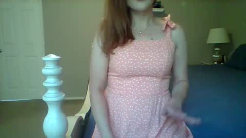 littlered_6969 online show from May 14, 2026, 3:52 pm