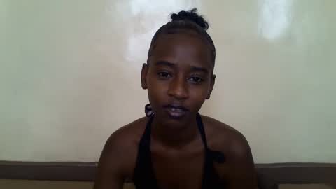littlesandie online show from December 27, 2024, 6:46 am