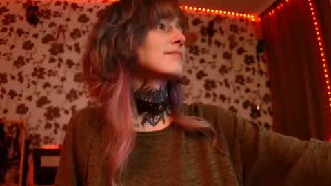 Niki  free tg channel with some photos gifs and info about streams  online show from September 12, 2025, 10:21 pm