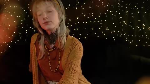 Niki  free tg channel with some photos gifs and info about streams  online show from February 22, 2026, 11:42 am