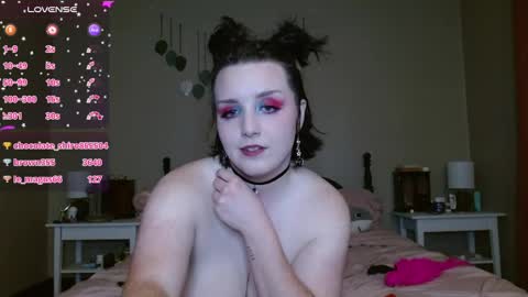 Snapshot of littlestpuppet chatting on April 28, 2026, 2:27 am Kori online show from April 28, 2026, 2:27 am