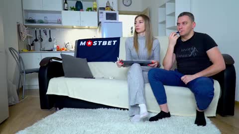 Snapshot of littlesweettifany chatting on January 9, 2025, 9:59 am Little Tifany online show from January 9, 2025, 9:59 am