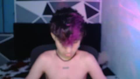 Snapshot of littlextrem chatting on December 11, 2024, 4:28 am Eros online show from December 11, 2024, 4:28 am