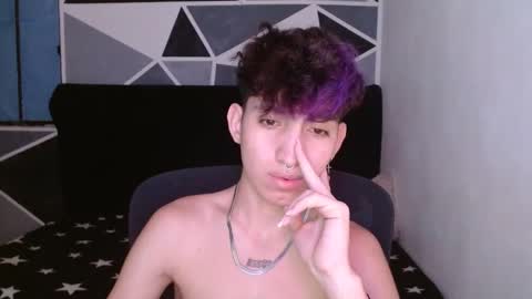 Snapshot of littlextrem chatting on December 28, 2024, 1:18 am Eros online show from December 28, 2024, 1:18 am