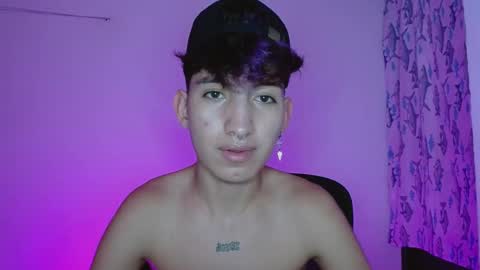 Snapshot of littlextrem chatting on January 14, 2025, 4:36 am Eros online show from January 14, 2025, 4:36 am