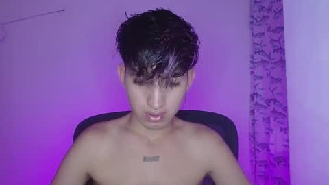 Snapshot of littlextrem chatting on February 14, 2025, 3:33 am Eros online show from February 14, 2025, 3:33 am