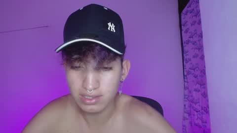 Snapshot of littlextrem chatting on February 19, 2025, 5:16 am Eros online show from February 19, 2025, 5:16 am