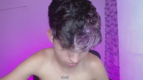 Snapshot of littlextrem chatting on February 22, 2025, 9:12 am Eros online show from February 22, 2025, 9:12 am