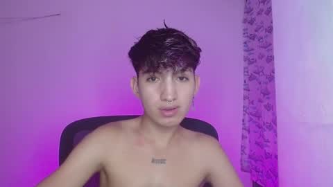 Snapshot of littlextrem chatting on February 23, 2025, 2:07 am Eros online show from February 23, 2025, 2:07 am