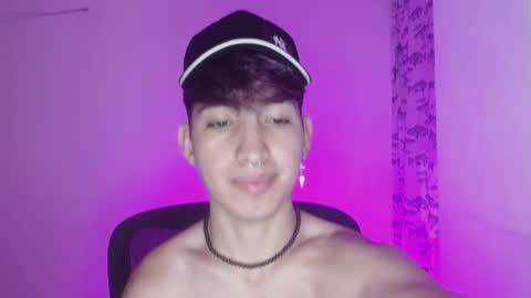 Snapshot of littlextrem chatting on February 26, 2025, 3:53 am Eros online show from February 26, 2025, 3:53 am