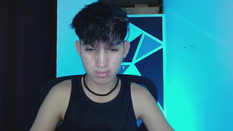 Snapshot of littlextrem chatting on March 9, 2025, 1:35 am Eros online show from March 9, 2025, 1:35 am