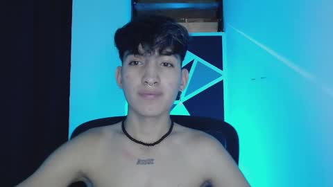 Snapshot of littlextrem chatting on March 11, 2025, 2:10 am Eros online show from March 11, 2025, 2:10 am