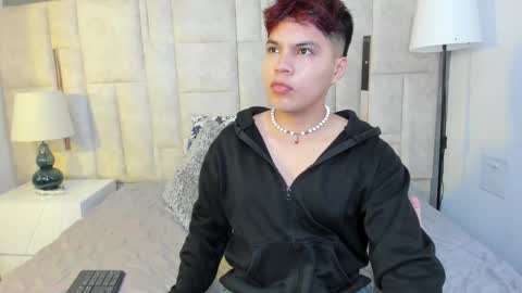  ZANE  online show from December 3, 2025, 11:52 am