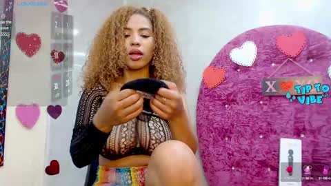 Snapshot of litzy_curly chatting on September 21, 2025, 3:57 pm Litzy online show from September 21, 2025, 3:57 pm
