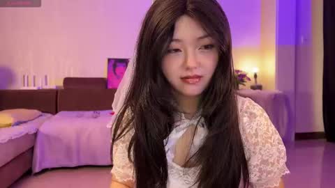 nana online show from September 17, 2025, 1:29 am