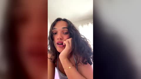 Snapshot of liv2trans chatting on March 16, 2026, 4:11 pm liv2trans online show from March 16, 2026, 4:11 pm