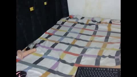 Snapshot of liv_horny chatting on April 3, 2026, 3:37 am liv_horny online show from April 3, 2026, 3:37 am