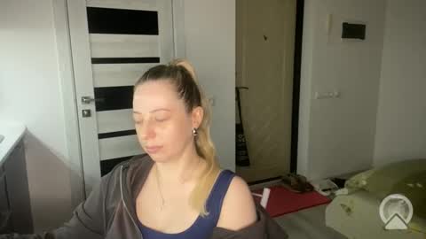 Snapshot of livandria chatting on May 12, 2026, 7:55 pm Livandria online show from May 12, 2026, 7:55 pm