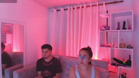 Angie and Sebas online show from May 26, 2026, 11:12 pm