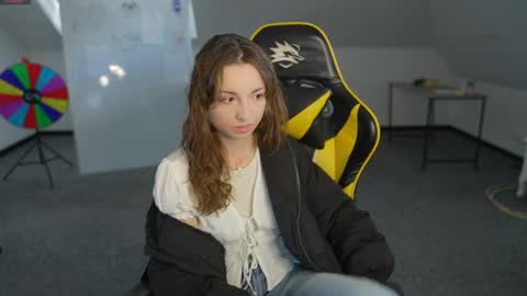 Sheryl online show from April 6, 2026, 10:27 am