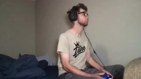 livetyy online show from May 18, 2026, 12:44 pm