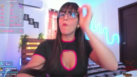 Livfabi  online show from October 20, 2025, 5:24 pm