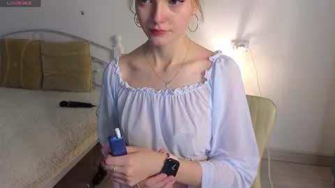 livia_hot online show from July 10, 2026, 12:52 pm