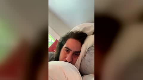 livinlavide online show from April 26, 2026, 7:33 pm