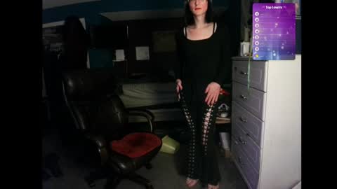 Snapshot of livolioyo chatting on December 6, 2024, 10:38 am Livolio online show from December 6, 2024, 10:38 am