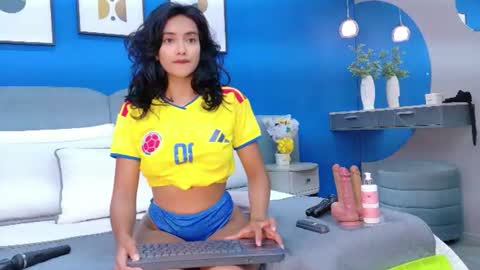 Snapshot of lixiepeyton chatting on June 17, 2026, 2:51 pm lixiepeyton online show from June 17, 2026, 2:51 pm