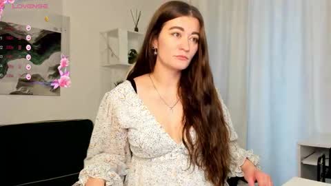 Snapshot of liyadaily chatting on October 27, 2025, 2:37 am liyadaily online show from October 27, 2025, 2:37 am